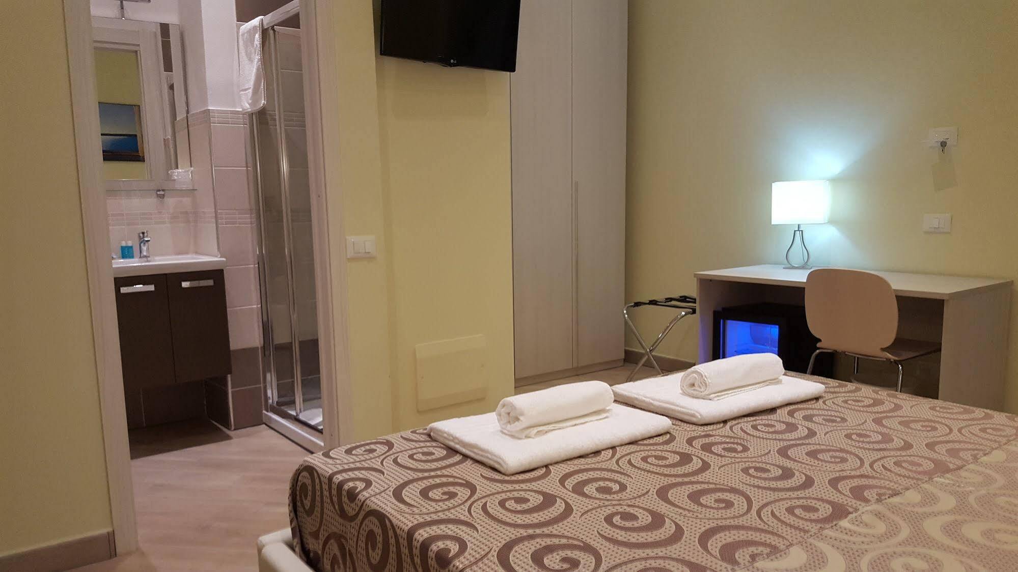 Guest House Le Tre Spezie لا سبيتسْيا المظهر الخارجي الصورة